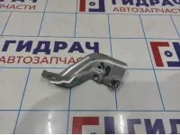 Кронштейн крепления крыла правый Hyundai Avante (MD) 645873X000