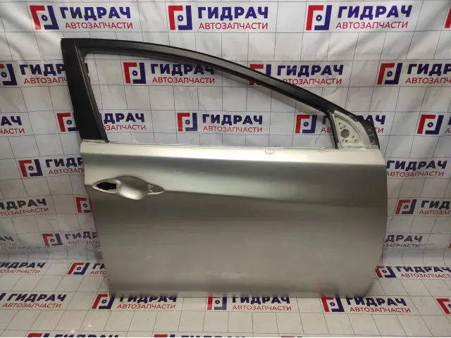 Дверь передняя правая Hyundai Avante (MD) 760043X000
