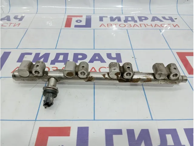 Рейка топливная Hyundai Avante (MD) 353402B100