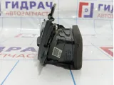 Дефлектор воздушный центральный правый Hyundai Avante (MD) 974203X000RY