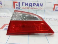 Фонарь задний внутренний правый Hyundai Avante (MD) 924043X000