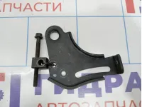 Кронштейн генератора Hyundai Avante (MD) 374602B006