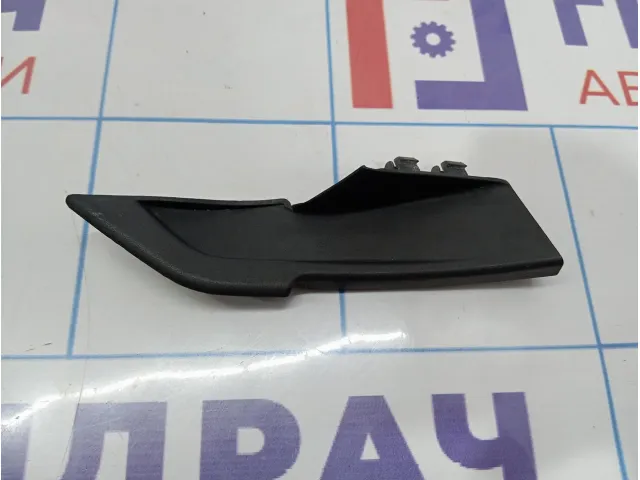 Накладка решетки стеклоочистителя правая Hyundai Avante (MD) 861543X050