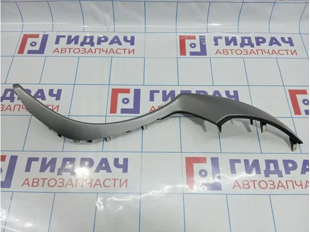Накладка центральной консоли правая Hyundai Avante (MD) 847953X000