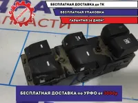 Блок управления стеклоподъемниками Hyundai Avante (MD) 935703X000. Дефект,сломана кнопка водителя.