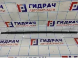 Накладка стекла переднего правого Hyundai Avante (MD) 822203X000. Дефект.