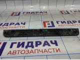 Накладка порога внутренняя передняя правая Hyundai Avante (MD) 858823X000.