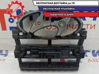 Кронштейн решетки радиатора Hyundai Creta 86352-M0000.