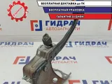 Педаль тормоза Hyundai Creta 32800-D8100. Потертость.