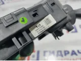 Переключатель подрулевой в сборе Hyundai Creta 93403-D3350.