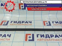 Накладка стекла переднего левого внутренняя Hyundai Creta 82231-A0000.