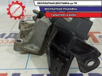 Опора двигателя левая Hyundai Creta 21830-M0000. Трещина.