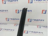 Накладка стекла заднего левого Hyundai Creta 83231-A0000. Внутренняя.