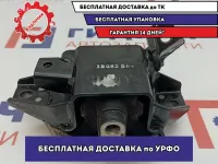Опора двигателя левая Hyundai Creta 21830-M0000.