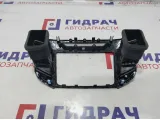 Накладка декоративная центральная с дефлекторами Hyundai Creta 84740-M00004X. Дефект.