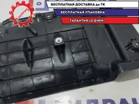 Пыльник двигателя нижний правый Hyundai Creta 84145-M0000.