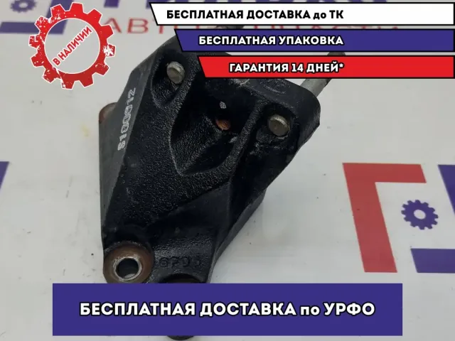 Кронштейн двигателя правый Hyundai Creta 21670-2B100.