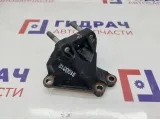 Кронштейн двигателя правый Hyundai Creta 21670-2B100.