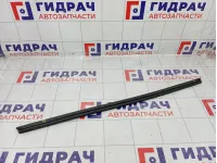 Уплотнитель стекла переднего левого Hyundai Creta 82231-A0000
