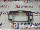 Рамка магнитолы Hyundai Creta 84740M05004X