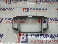 Рамка магнитолы Hyundai Creta 84740M05004X