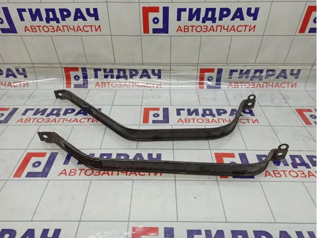 Лента крепления бензобака Hyundai Creta