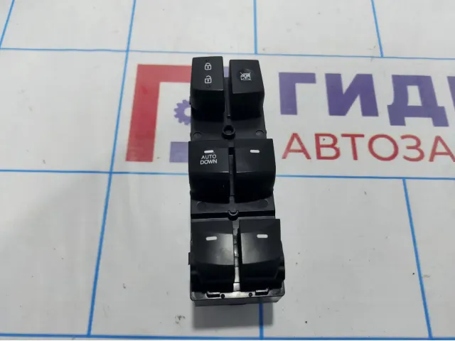 Блок управления стеклоподъемниками Hyundai Elantra (MD) 935703X332RY