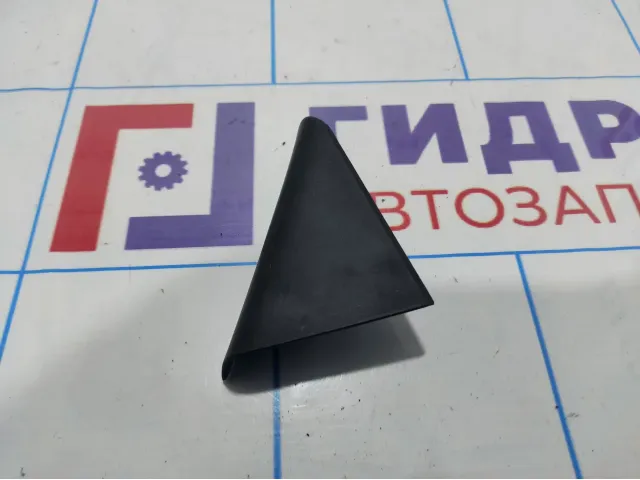 Накладка двери задней правой уголок Hyundai Elantra (MD) 83920-3X000