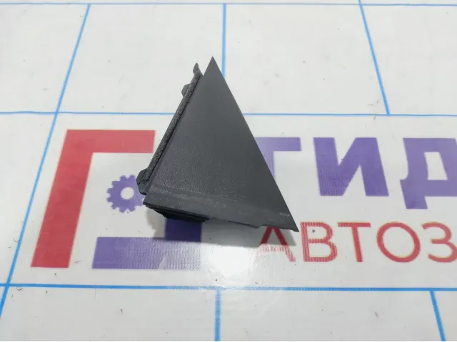 Накладка двери задней правой наружный уголок Hyundai Elantra (MD) 83840-3X001