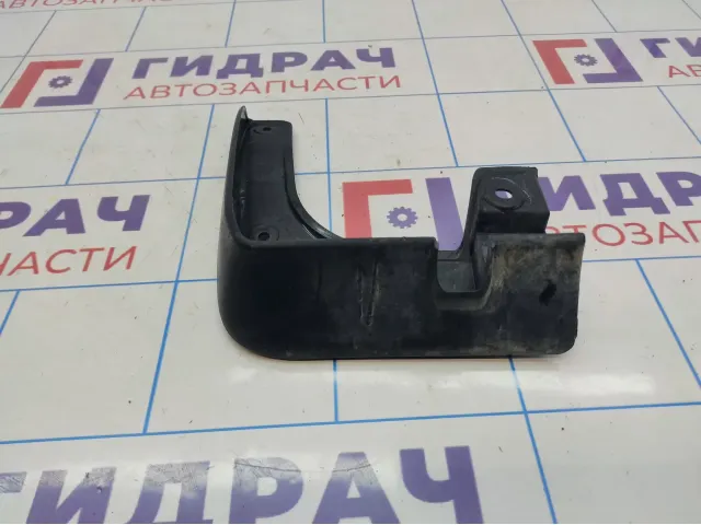 Брызговик передний левый Hyundai Elantra (MD) 86831-3X000