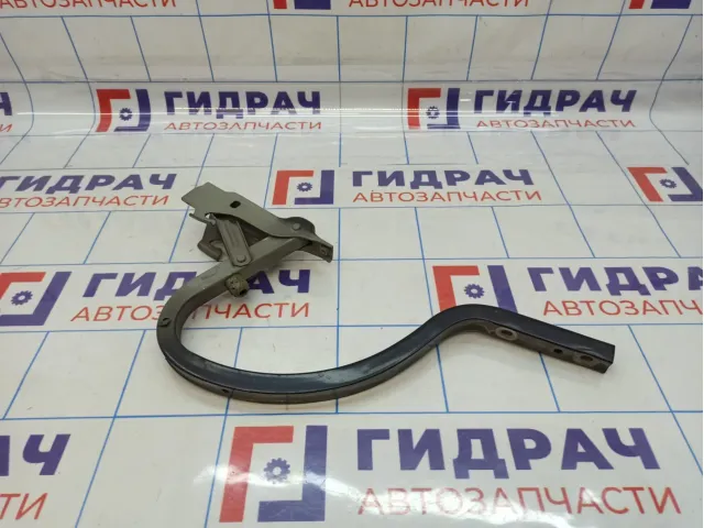 Петля крышки багажника левая Hyundai Elantra (HD) 79210-2H000