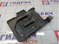Крепление АКБ Hyundai Elantra (HD) 37150-2H100