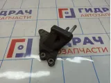 Кронштейн двигателя правый Hyundai Elantra (HD) 21670-2B000
