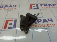 Кронштейн двигателя правый Hyundai Elantra (HD) 21670-2B000 Кронштейн двигателя правый Hyundai Elantra (HD) 21670-2B000