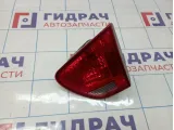 Фонарь задний внутренний правый Hyundai Elantra (HD) 92404-2H010
