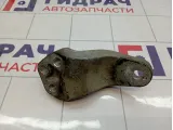 Кронштейн опоры двигателя Hyundai Elantra (HD) 21815-2H000