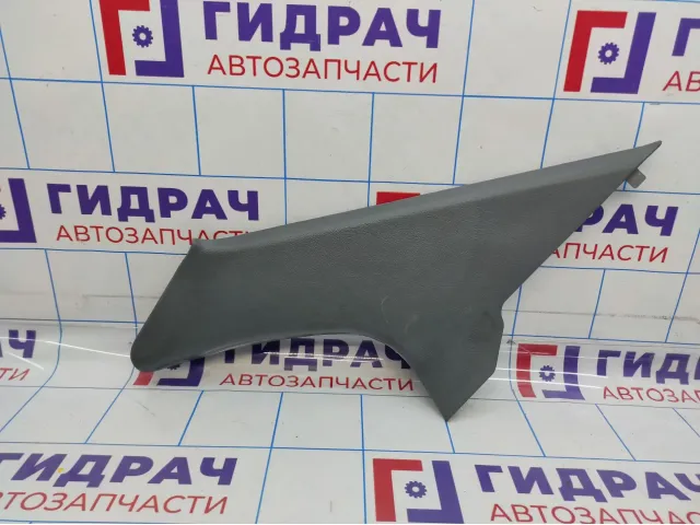 Обшивка стойки задней правой верхняяя Hyundai Elantra (XD) 85860-2D000