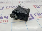 Дефлектор воздушный центральный левый Hyundai Elantra (XD) 97410-2D500