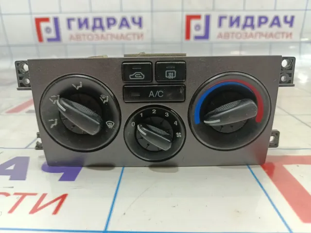 Блок управления климатической установкой Hyundai Elantra (XD) 97250-2D810