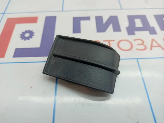 Накладка переднего бампера правая верхняя Hyundai Elantra (XD) 86526-2D600