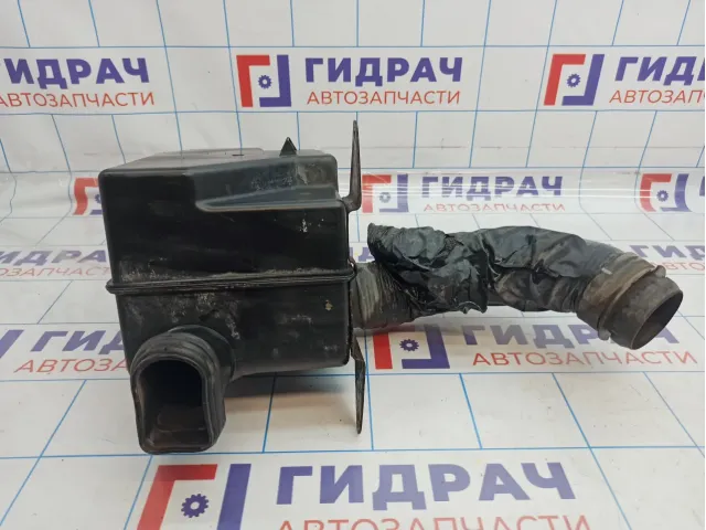 Резонатор воздушного фильтра Hyundai Elantra (XD) 28210-2D001