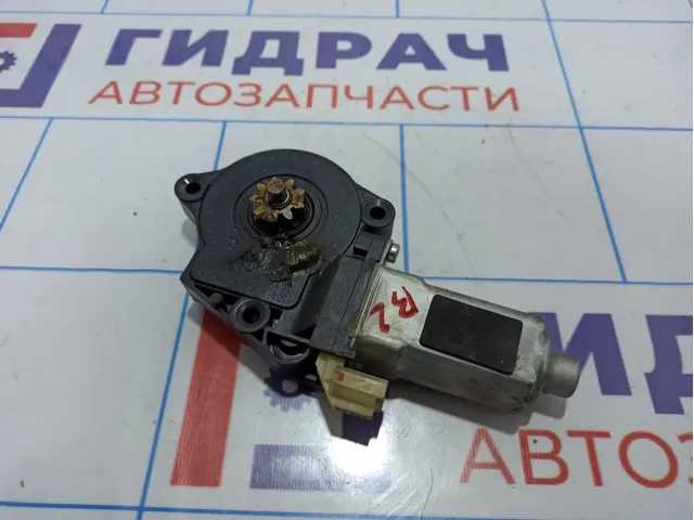 Моторчик стеклоподъемника заднего левого Hyundai Elantra (XD) 82450-2D000