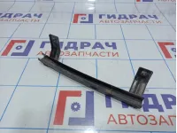 Направляющая стекла двери переднего правого Hyundai Elantra (XD) 82560-2D000