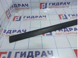Молдинг двери передней правой Hyundai Elantra (XD) 87712-2D200