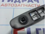 Переключатель регулировки зеркала Hyundai Elantra (XD)