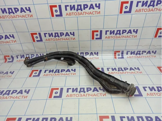 Горловина топливного бака Hyundai Elantra (XD) 31030-2D000