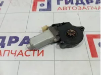 Моторчик стеклоподъемника переднего правого Hyundai Elantra 824602D001