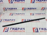 Накладка стекла переднего правого Hyundai Elantra 822412D000