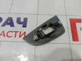 Накладка кнопки стеклоподъемника задней левой Hyundai Elantra 935822D000