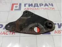 Кронштейн балки передний правый Hyundai Elantra